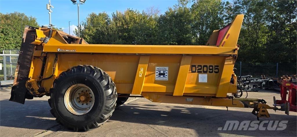 Richard Western D2095 Slamtanker