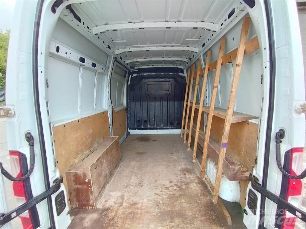 Vauxhall Movano Pickup/planbiler