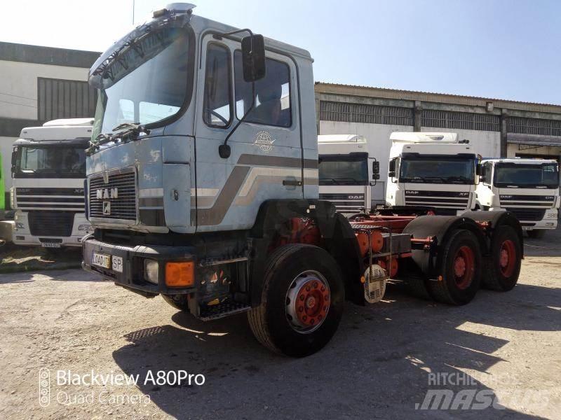 MAN 23.362 Trekkvogner