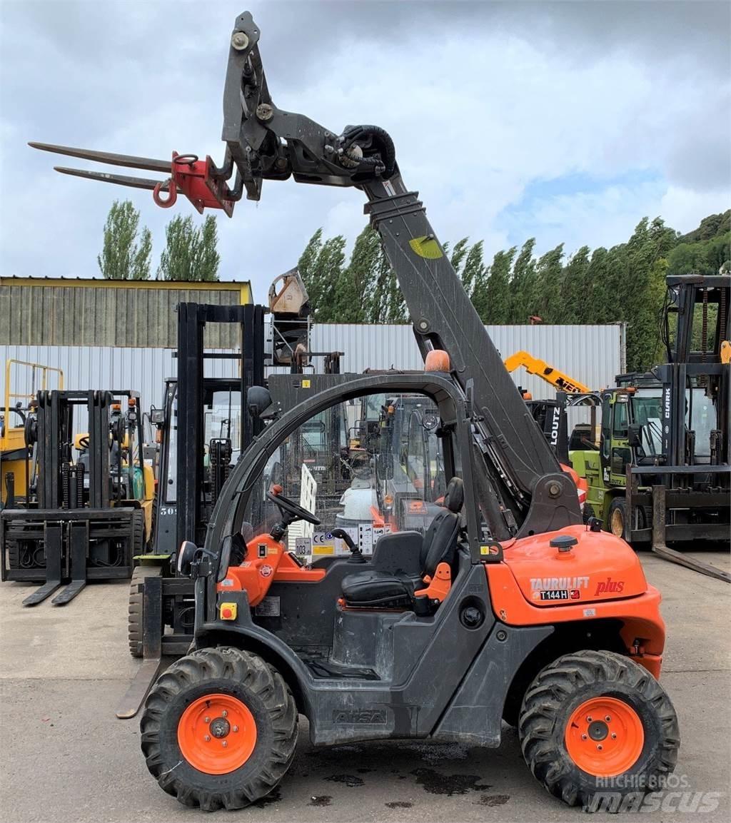 Ausa T144H Plus Teleskoplastere for Landbruk
