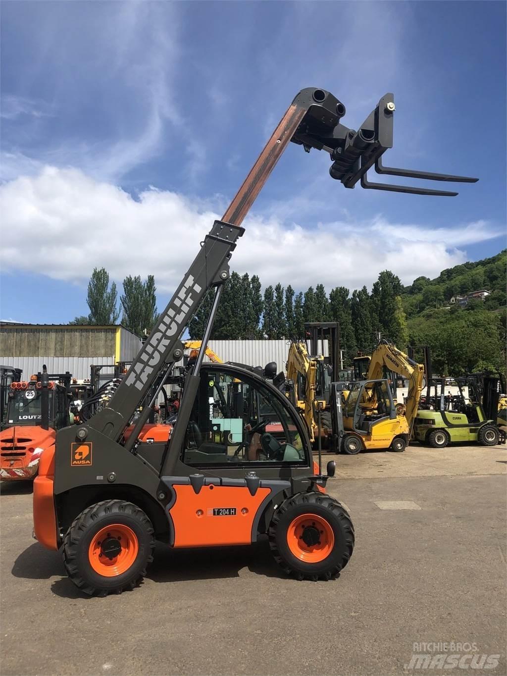 Ausa T204H Teleskoplastere for Landbruk