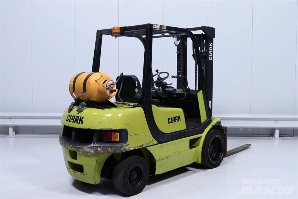 Clark CMP30L Gaffeltrucker - Annet