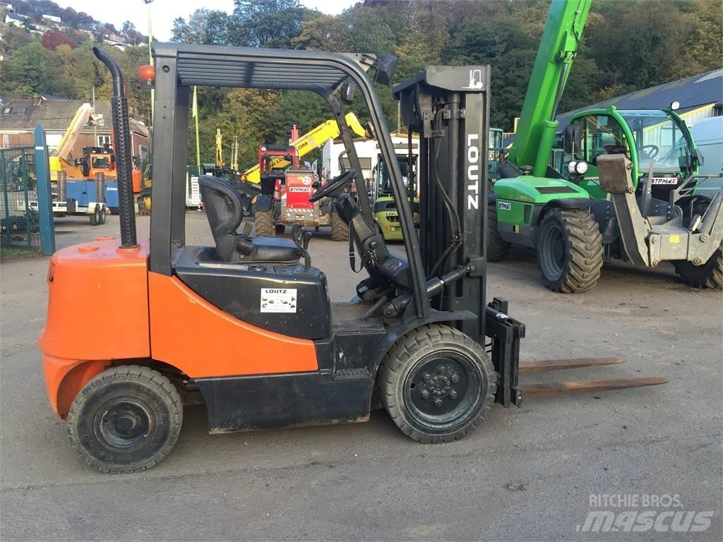 Doosan D30S Gaffeltrucker - Annet