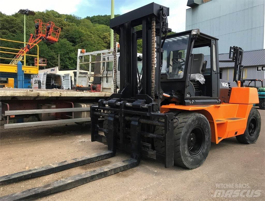 Doosan DL160 Diesel Trucker