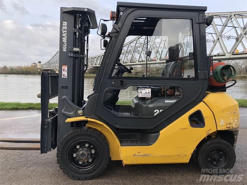 Komatsu FG25 Gaffeltrucker - Annet