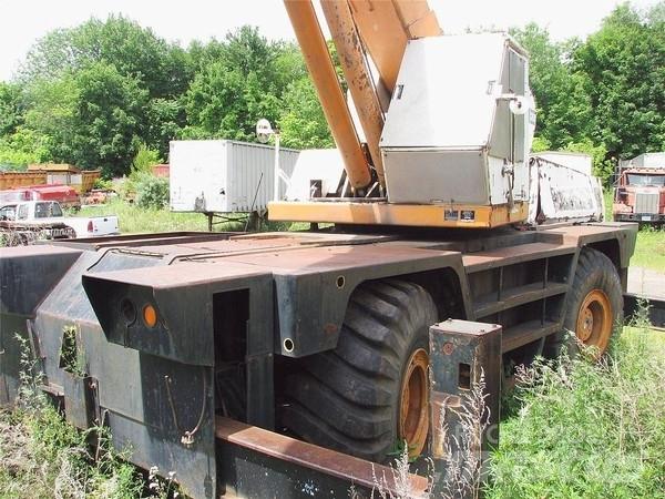Drott 2500 Allterreng kraner