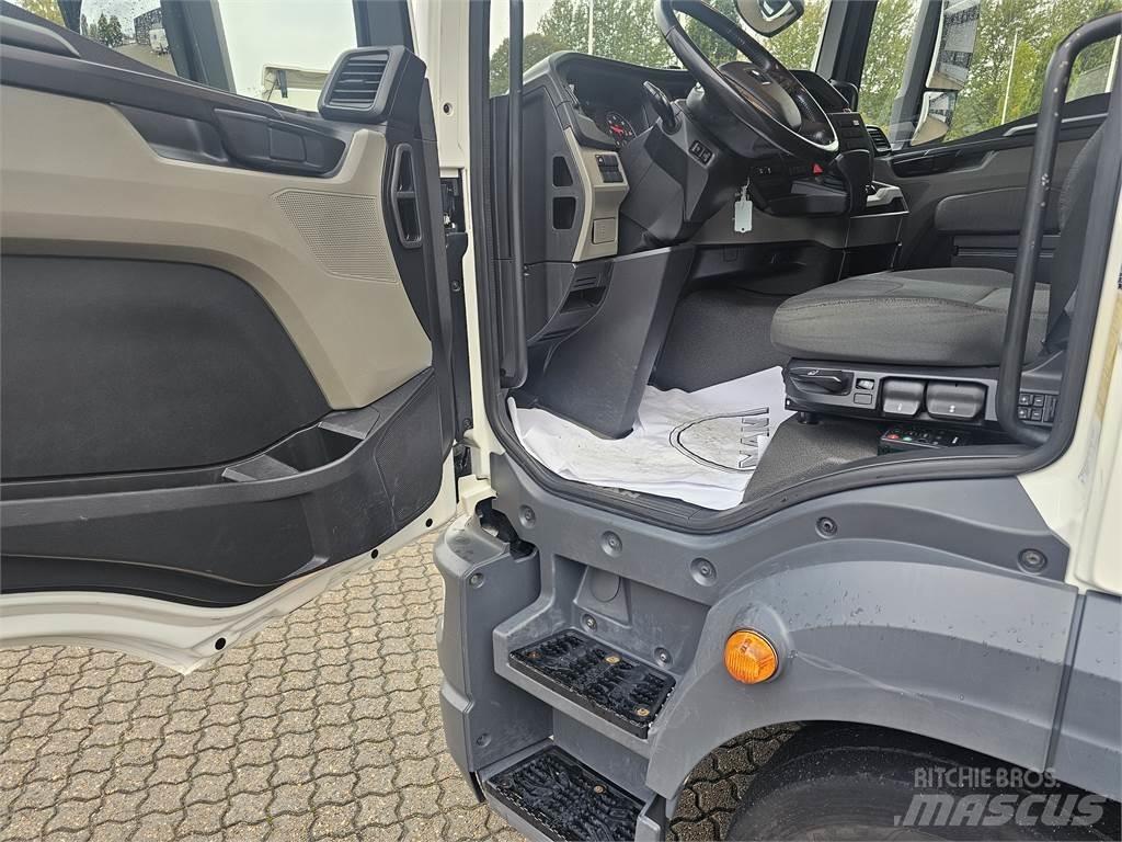 MAN TGL 12.250 Kapellbil