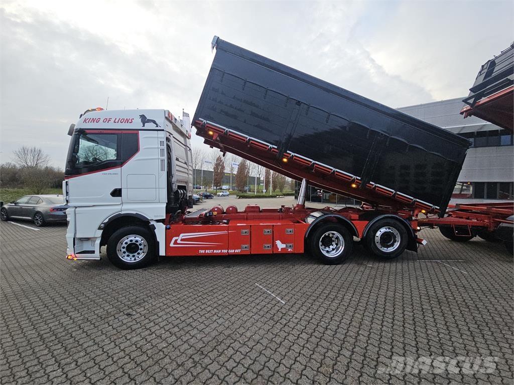 MAN TGX 26.580 6X2-4 Tippbil