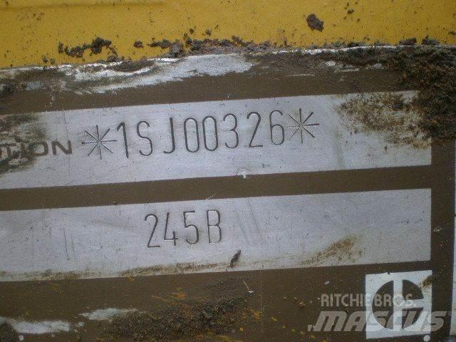 CAT 245B Beltegraver