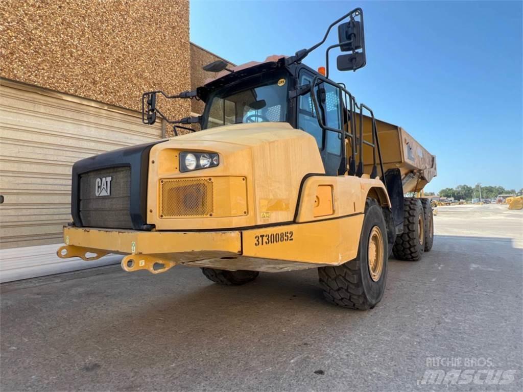 CAT 730 Rammestyrte Dumpere