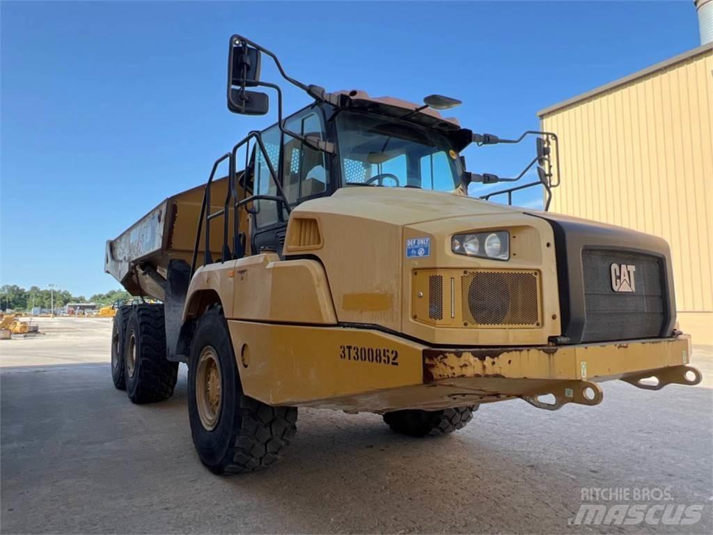 CAT 730 Rammestyrte Dumpere