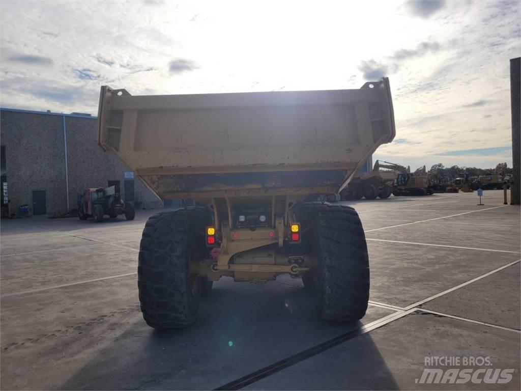 CAT 730 Rammestyrte Dumpere