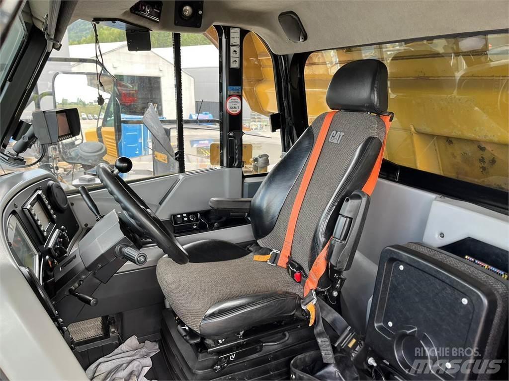 CAT 772G Tipptrucker