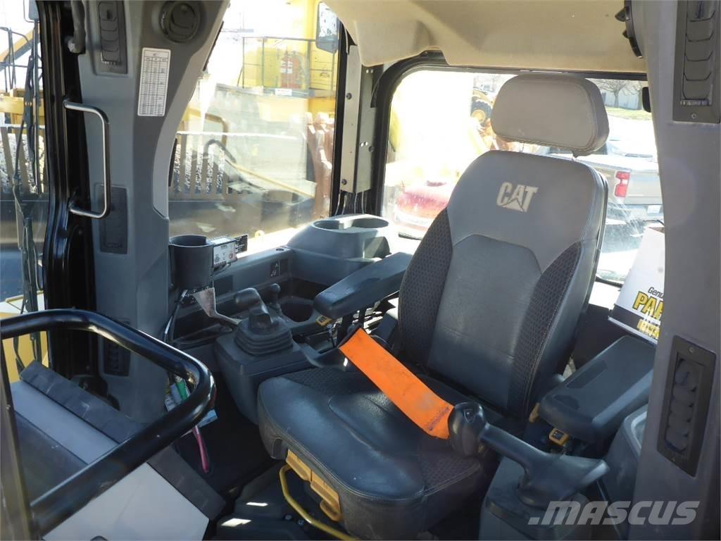 CAT D6 Dozere Beltegående
