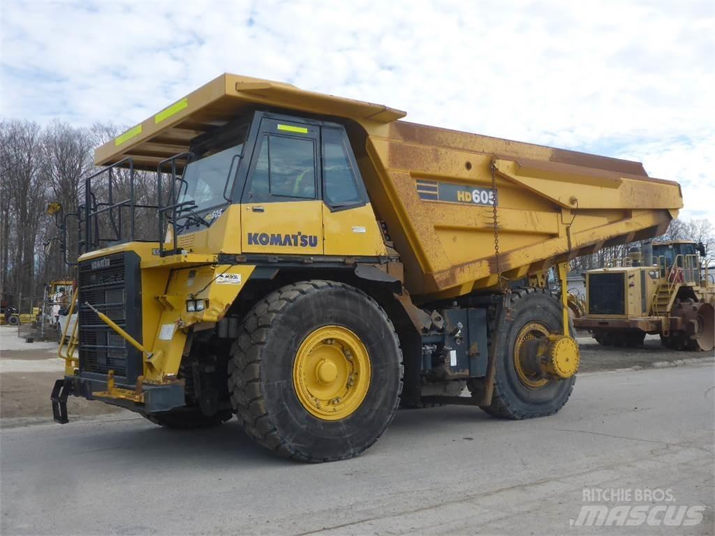 Komatsu HD605-7 Tipptrucker