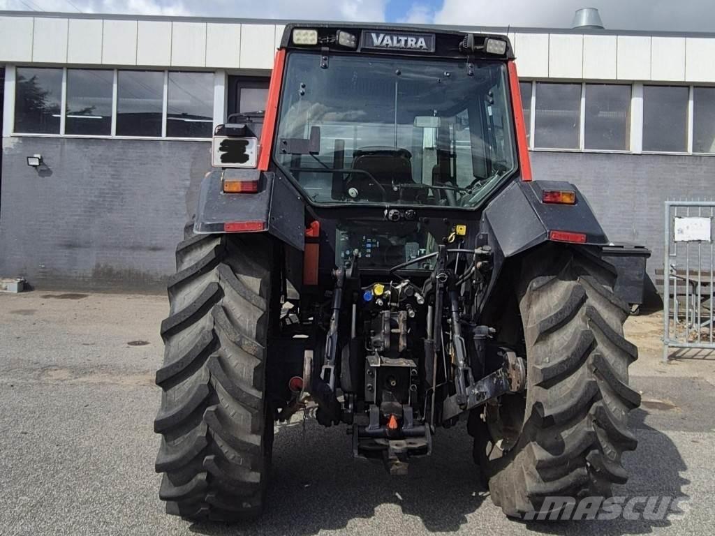 Valtra 6750 Traktorer