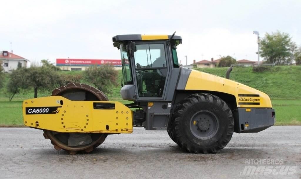 Atlas Copco CA6000 Hjullaster til komprimering