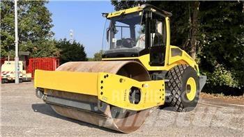 Bomag BW213 DH-5 Hjullaster til komprimering