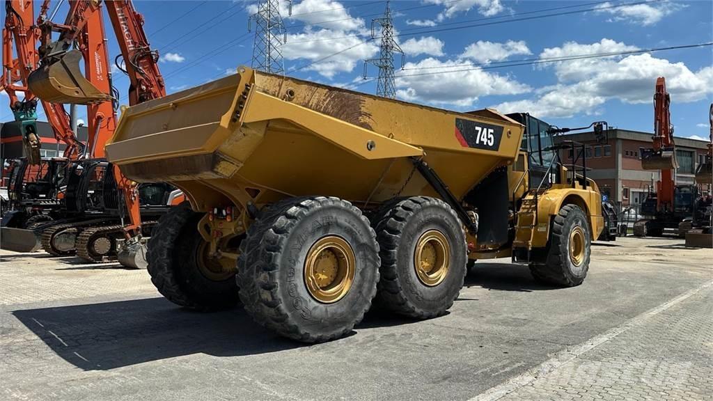 CAT 745C 6X6 Mini dumpere