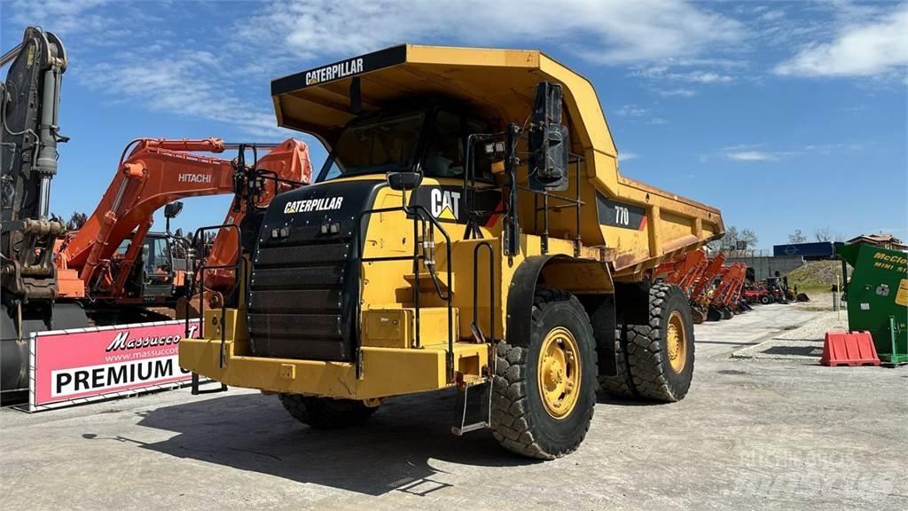 CAT 770 Mini dumpere