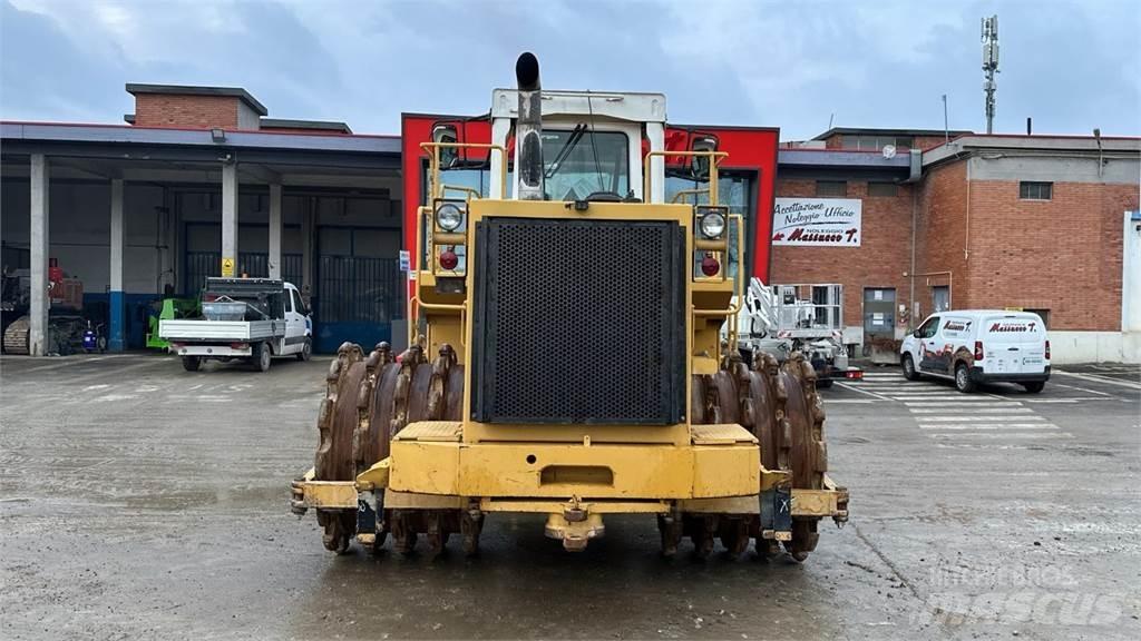 CAT 825C Dozere Beltegående