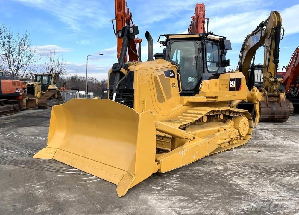 CAT D7E Dozere Beltegående