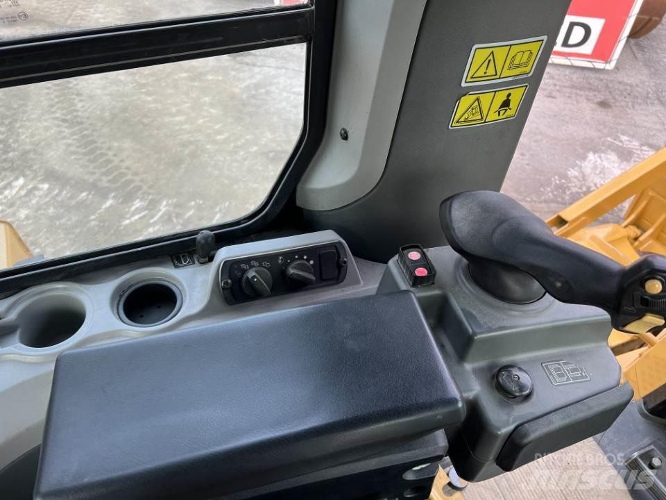 CAT D7E Dozere Beltegående