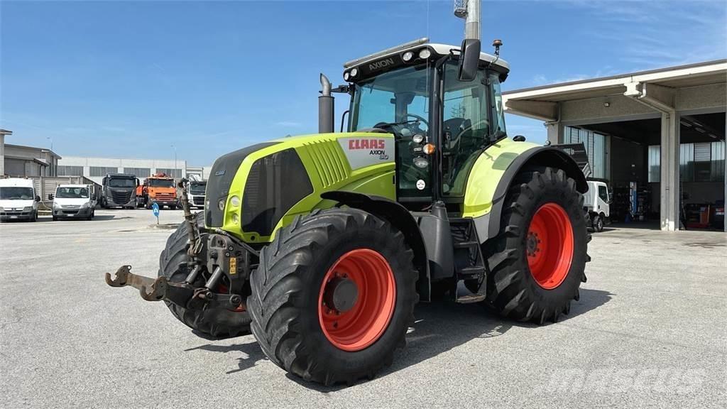 CLAAS AXION 810 4X4 Snøploger- og skjær