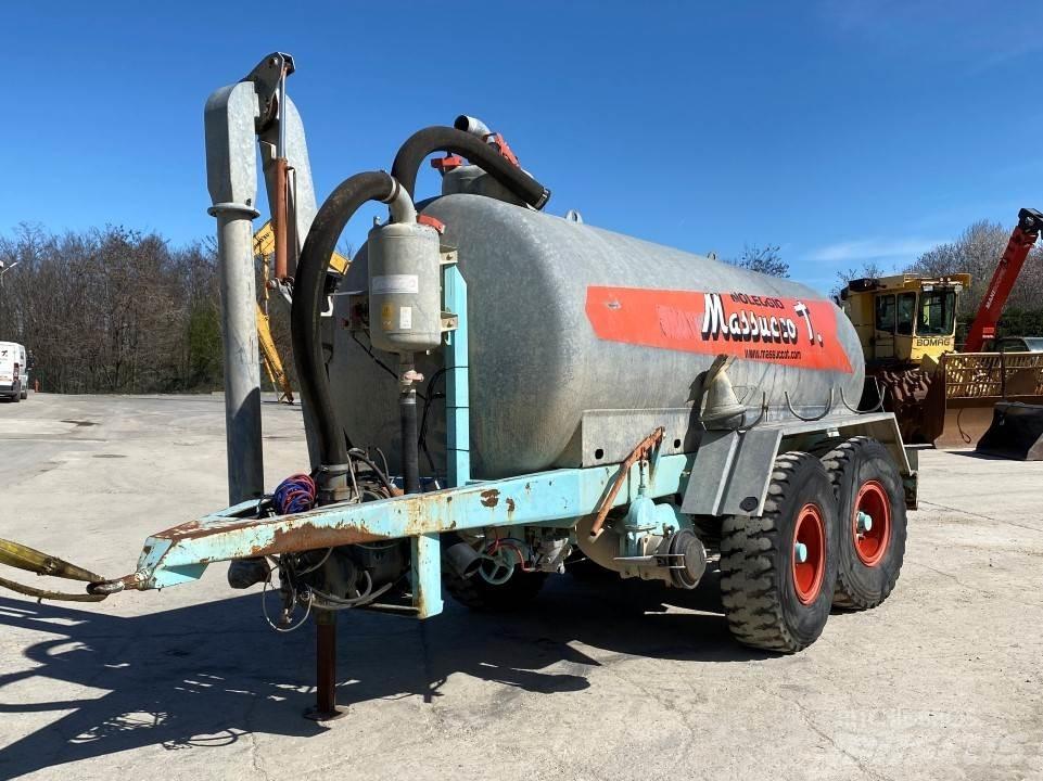 CM 100/A Tankbiler