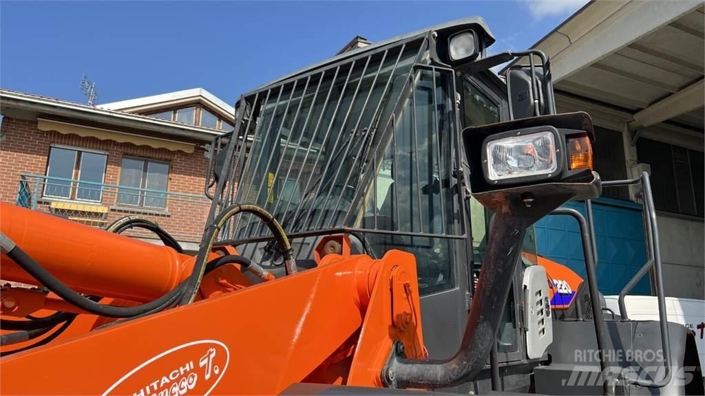 Hitachi ZW220-5B Hjullastere