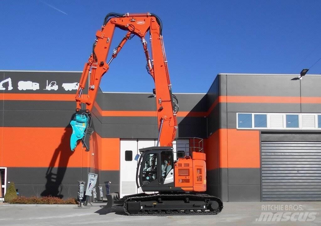 Hitachi ZX225-US6 Beltegraver