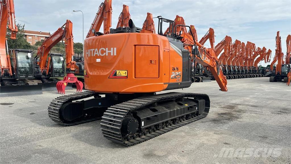 Hitachi ZX225USLC-7 Beltegraver