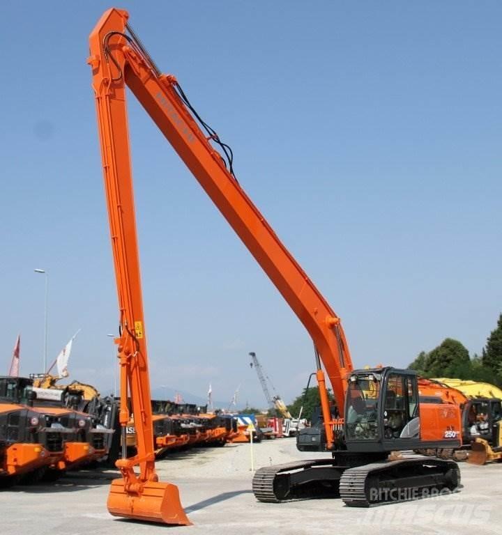 Hitachi ZX250LCN-5B Beltegraver