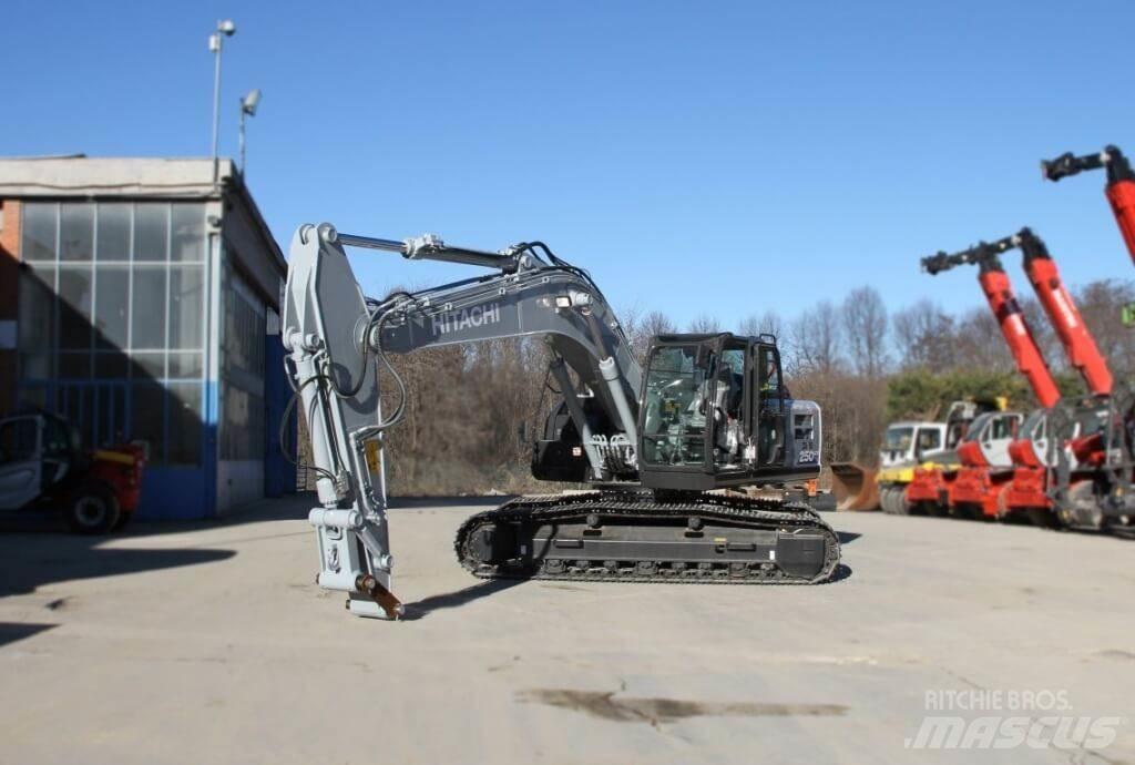 Hitachi ZX250LCN-6 Gravemaskiner