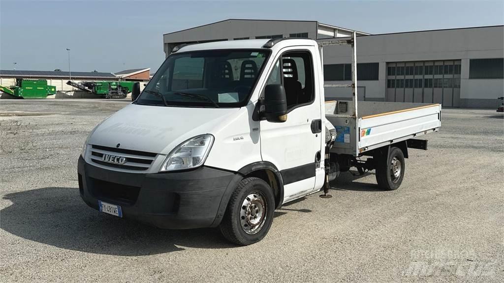 Iveco Daily - 29L 12 Andre lastebiler