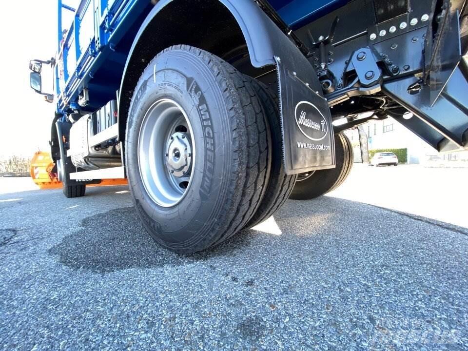 Iveco TRAKKER 360 Snøploger- og skjær