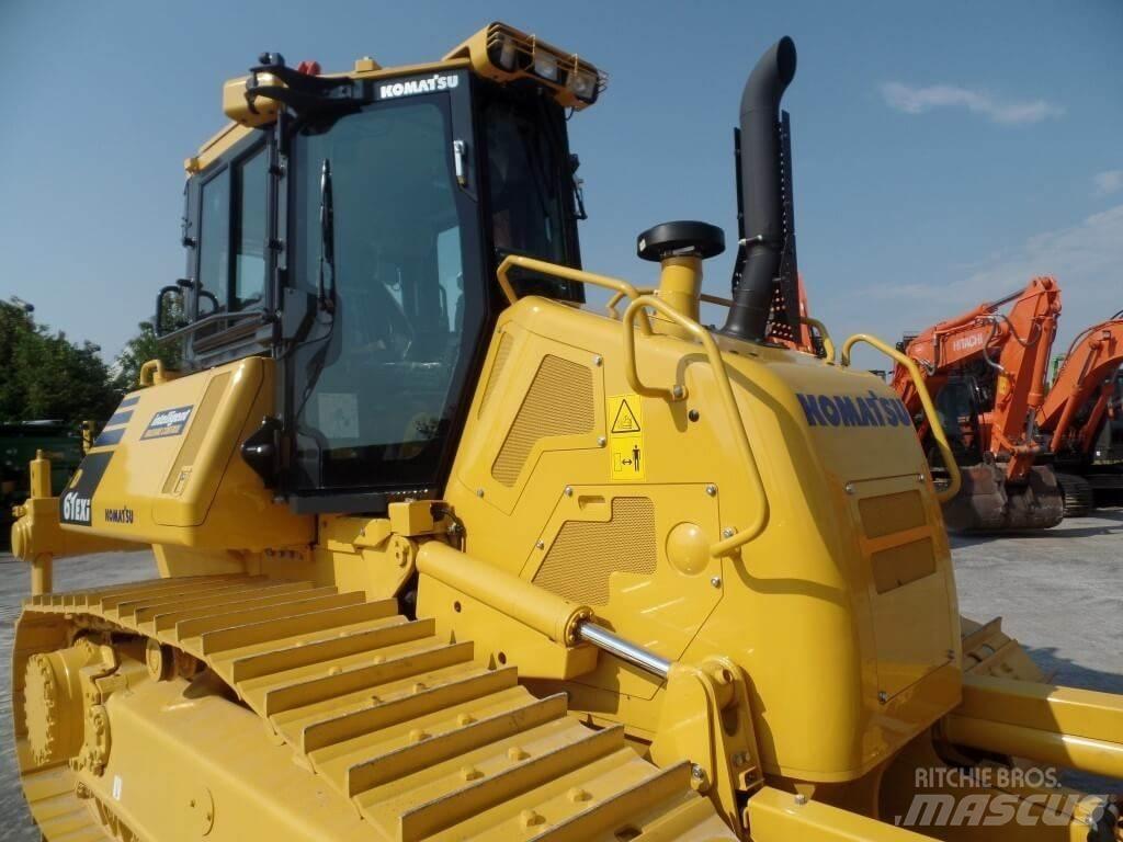 Komatsu D61 EXi Dozere Beltegående