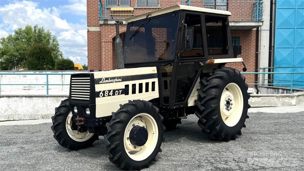 Lamborghini 684 DT Snøploger- og skjær