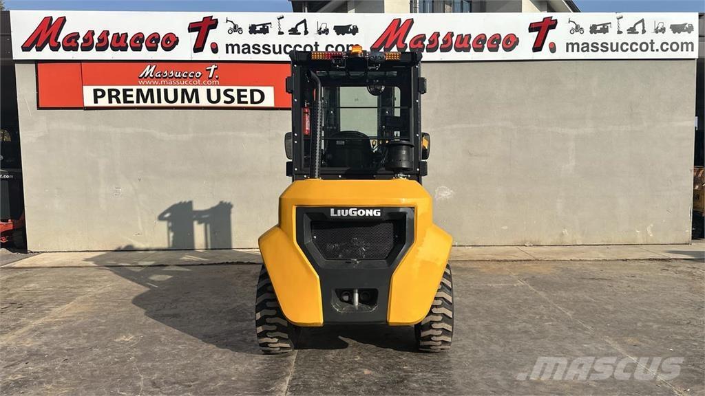 LiuGong CLG2035H 4X4 Diesel Trucker