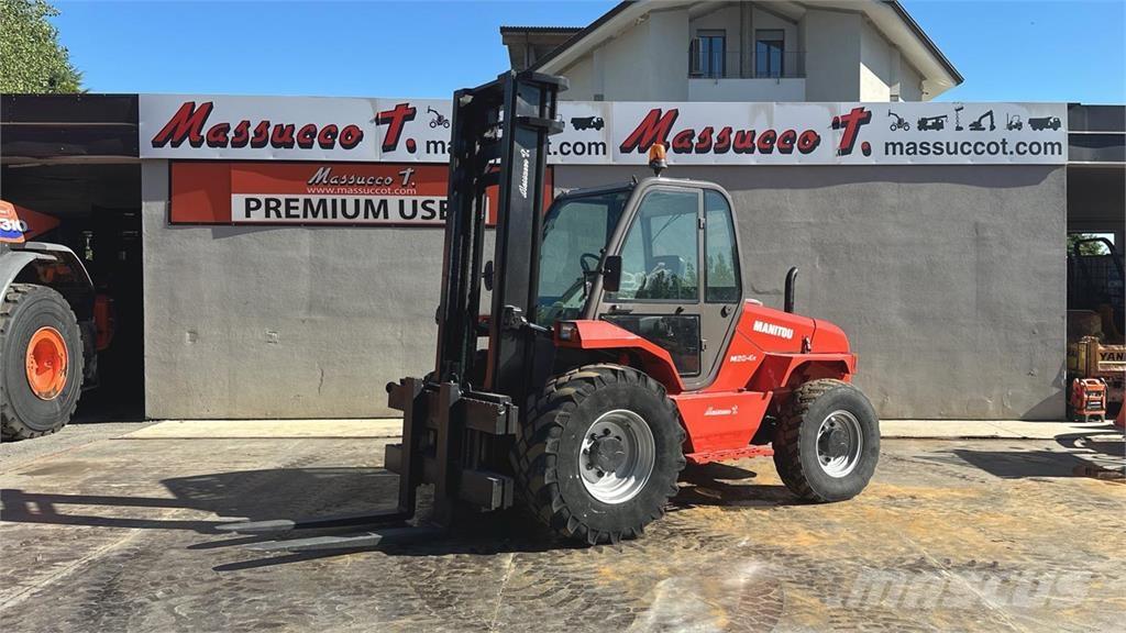 Manitou M50-4 4x4 Terrenggående gaffeltruck