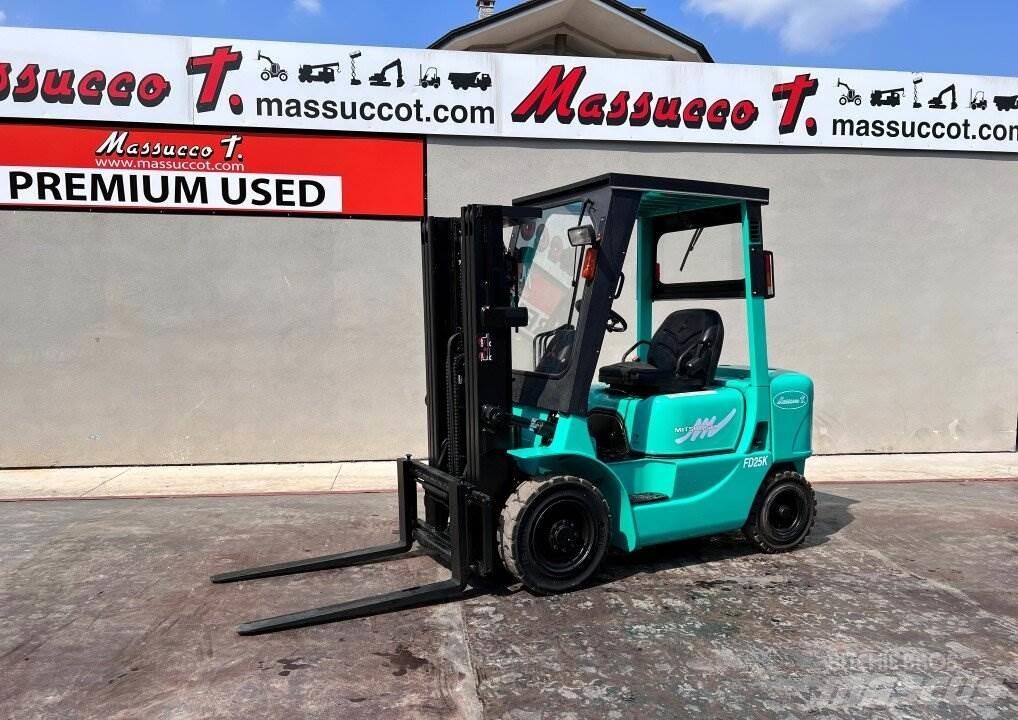 Mitsubishi FD25K Diesel Trucker