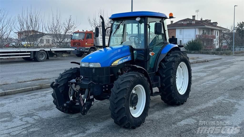 New Holland TD5050 4X4 Snøploger- og skjær