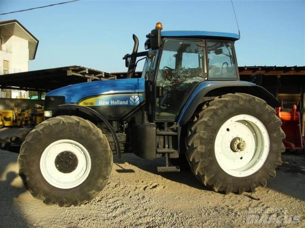 New Holland TM190 Snøploger- og skjær