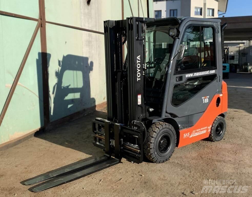 Toyota 02-8FDF18 Diesel Trucker