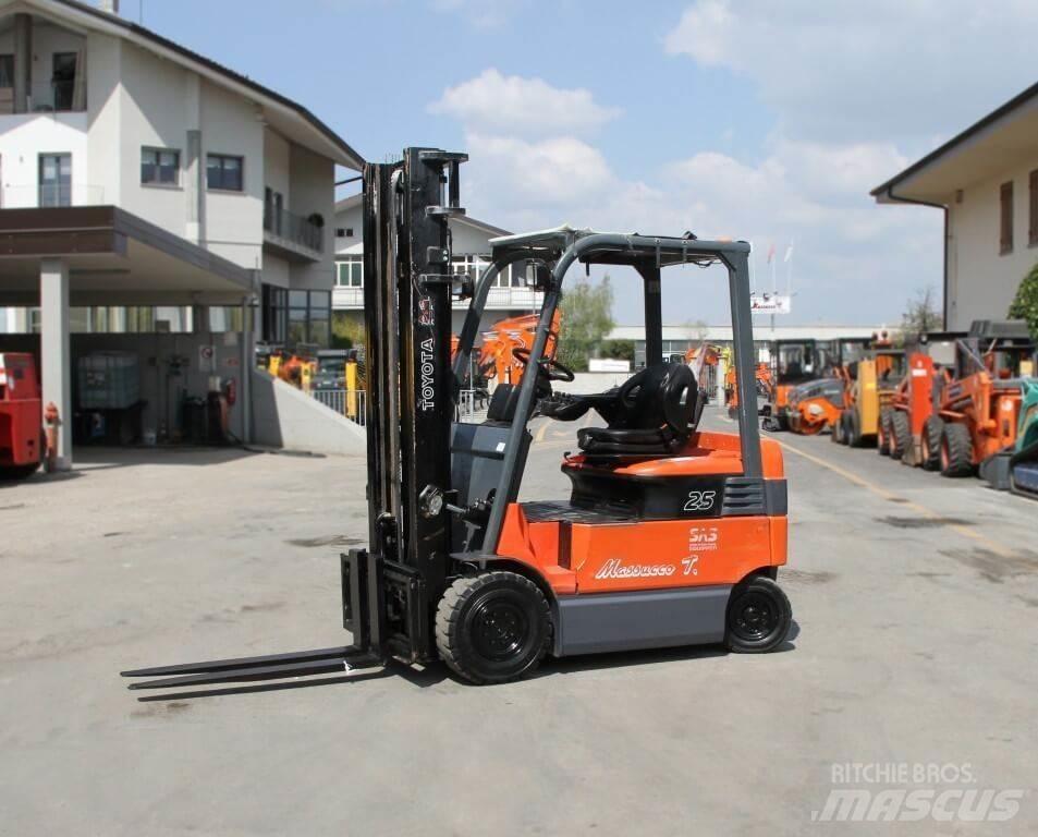 Toyota 7FBMF25 Elektriske trucker