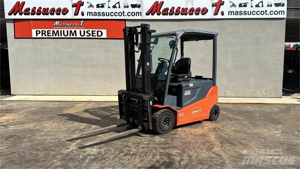 Toyota 8FBMT25 Elektriske trucker