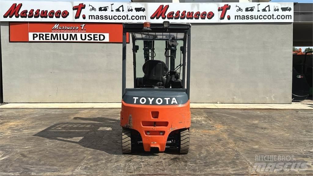 Toyota 8FBMT25 Elektriske trucker