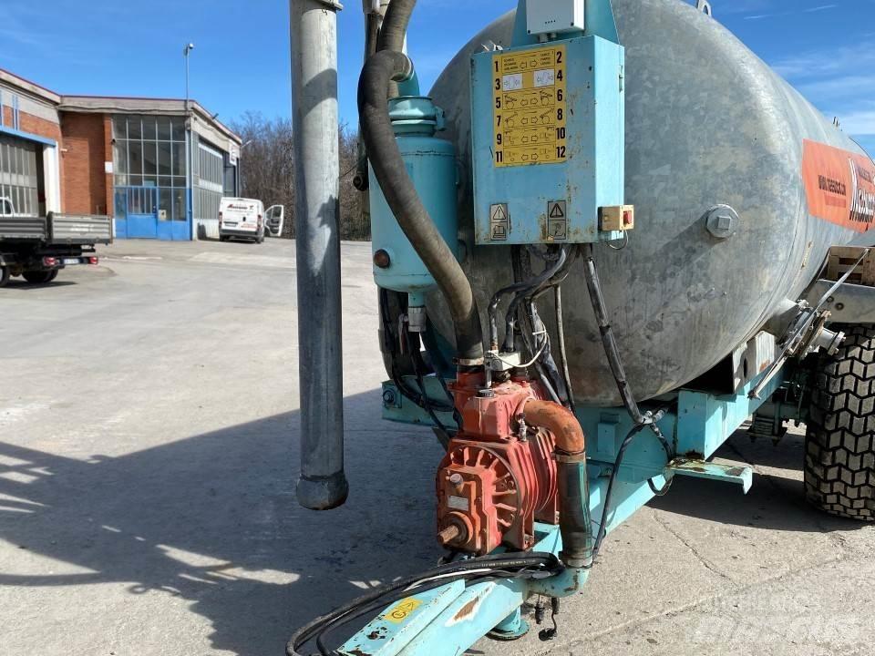 Vaia MB 141 Tankbiler