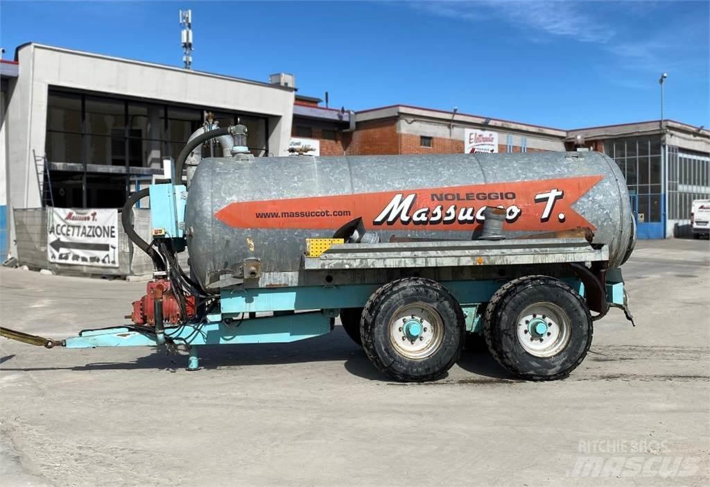 Vaia MB 141 Tankbiler