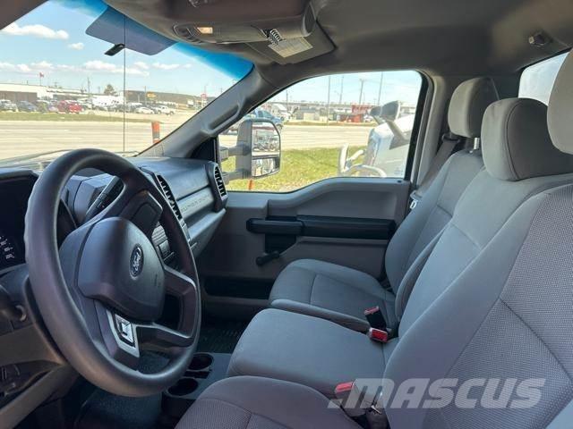 Ford F450 XL 4x2 Skapbiler
